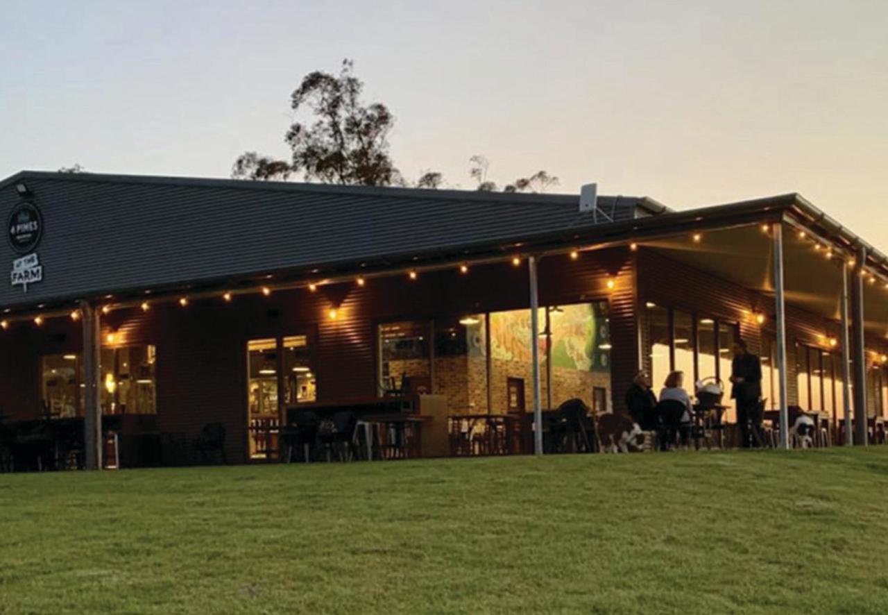 Hunter Valley Resort, Hunter Farm Adventure Centre & 4 Pines At The Farm Pokolbin Bagian luar foto